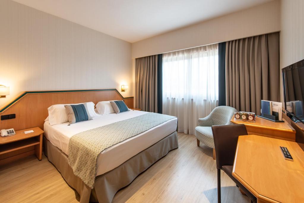 ✈ Madrid volo diretto più hotel 4 stelle da Novembre a Febbraio - Prezzo a persona - immagine 2