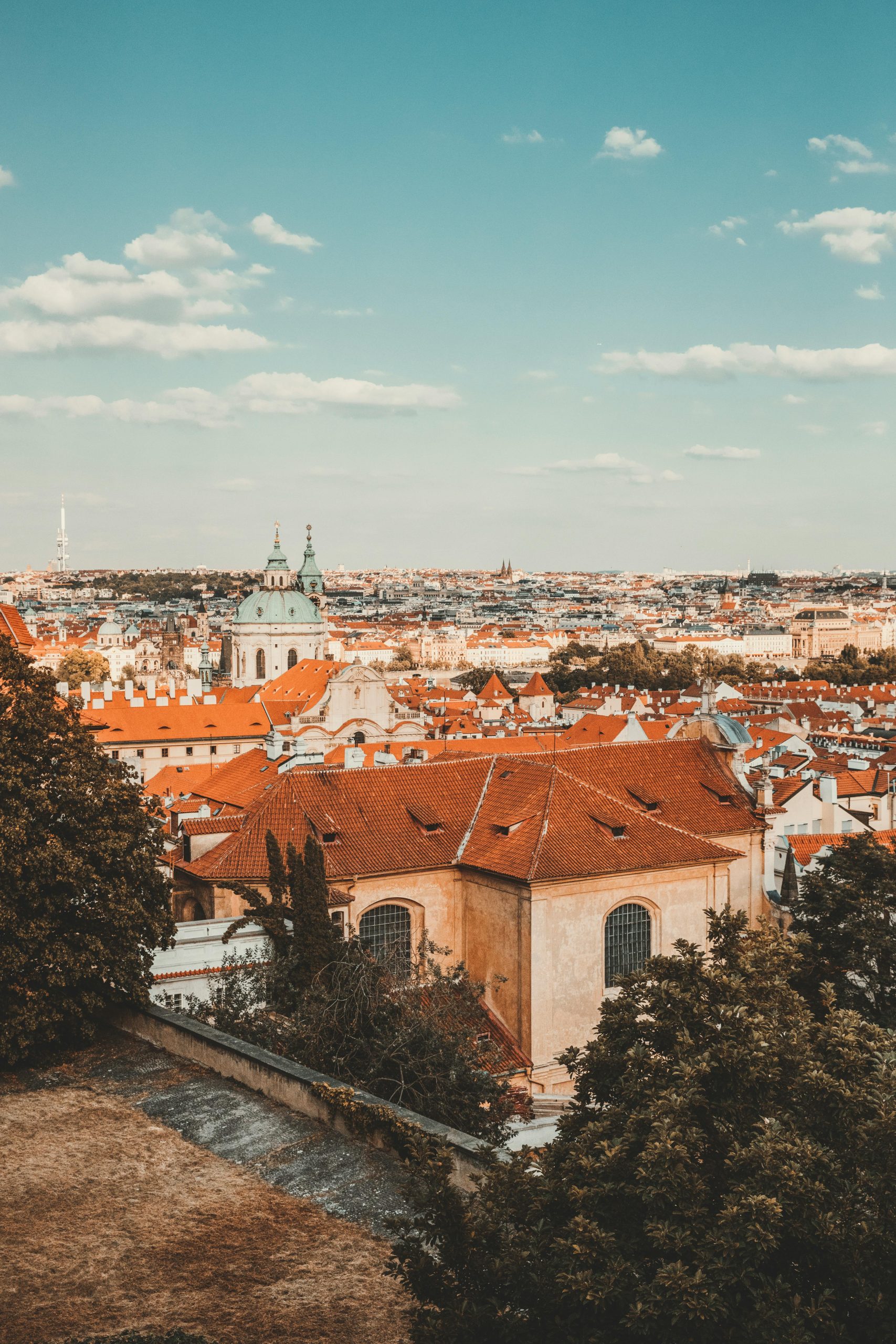 ✈ Praga: Volo diretto A/R + 2 notti in hotel 4 stelle da aprile a settembre